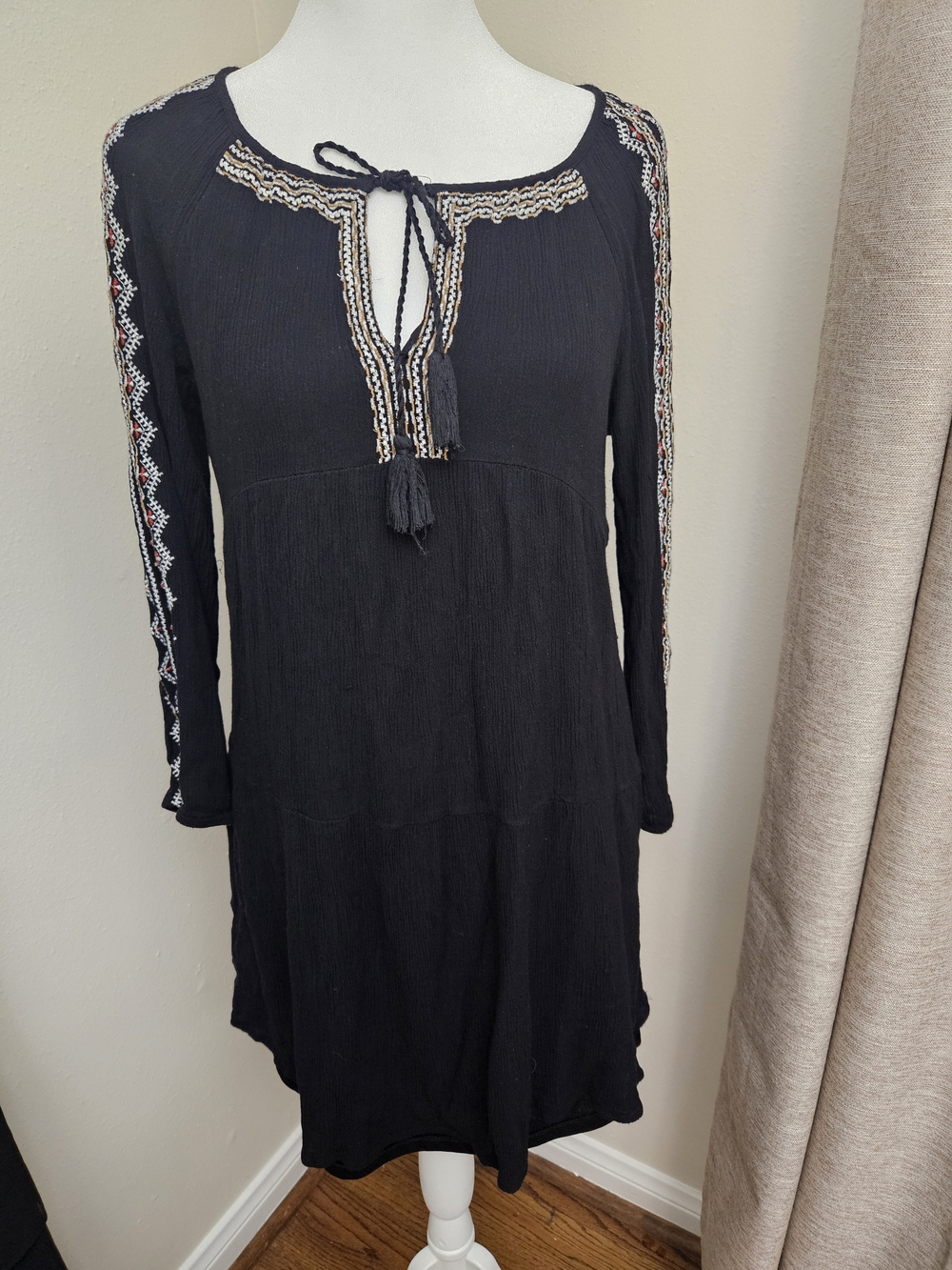Old Navy Black Embroidered Long-Sleeve Boho Dress